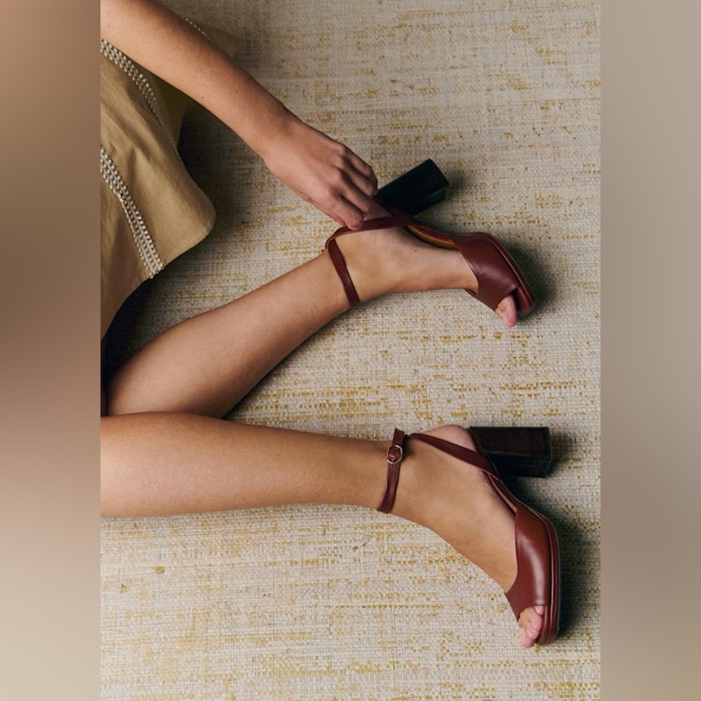 Sezane Maxine high sandals, camel color